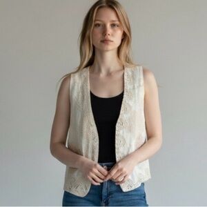 Karen Kane Linen Vest with Crochet/Lace Overlay